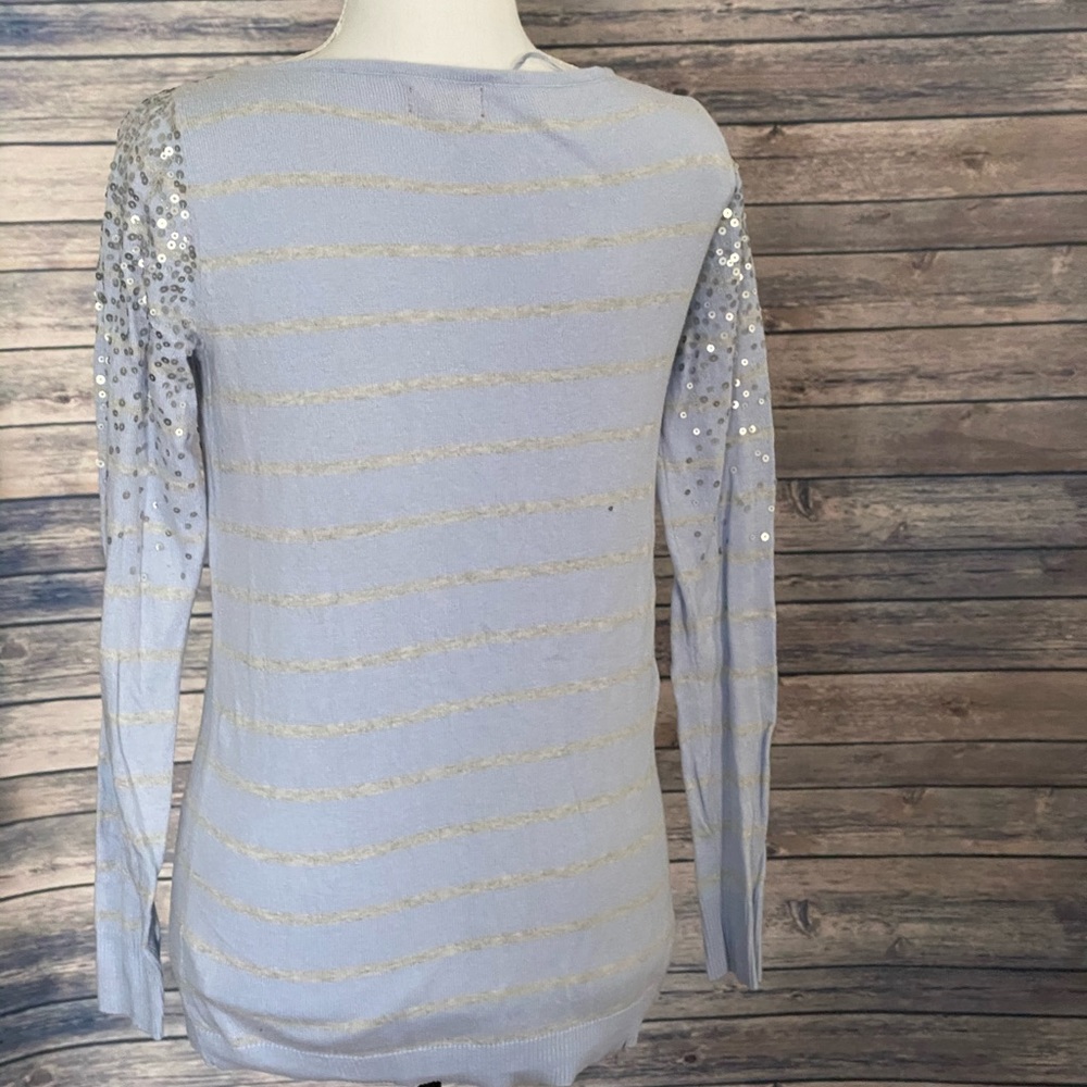 Sweater - Picture 2 of 2